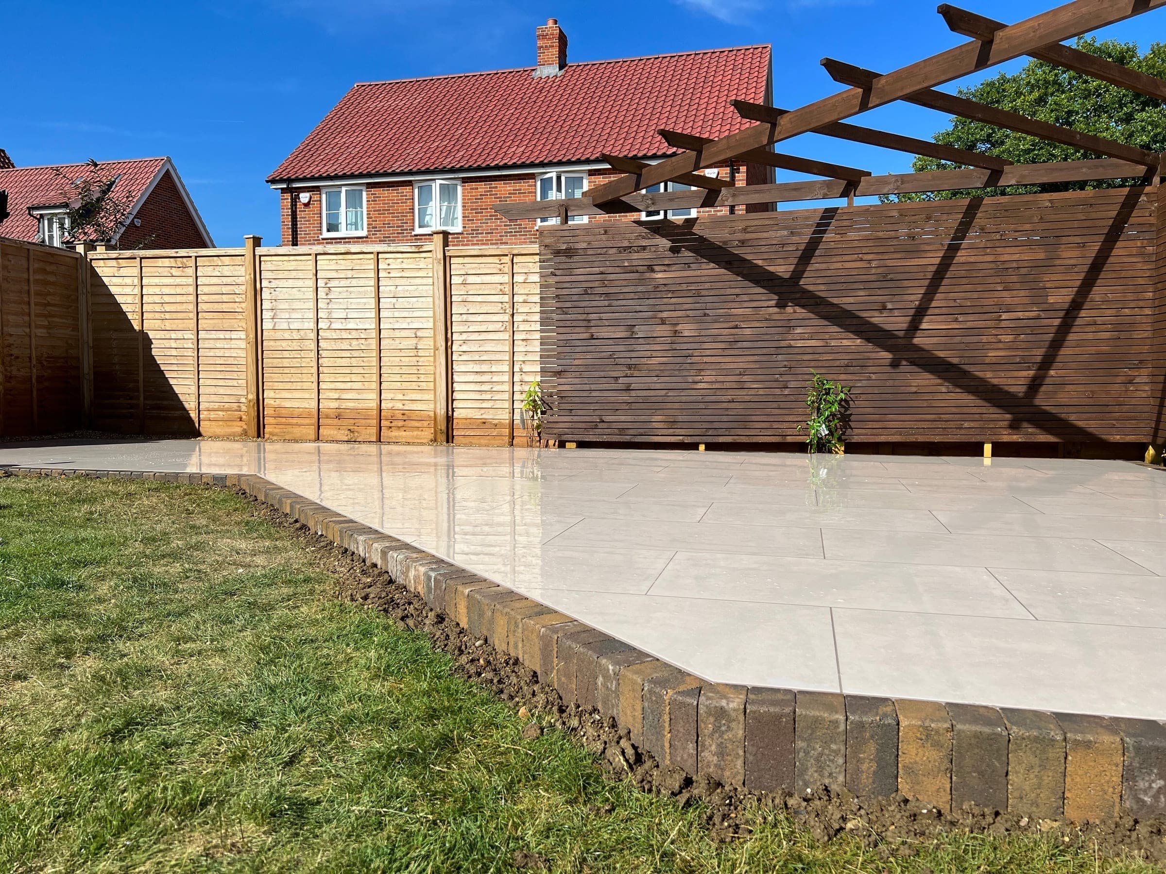 Alfa Bone porcelain patio and outdoor living space