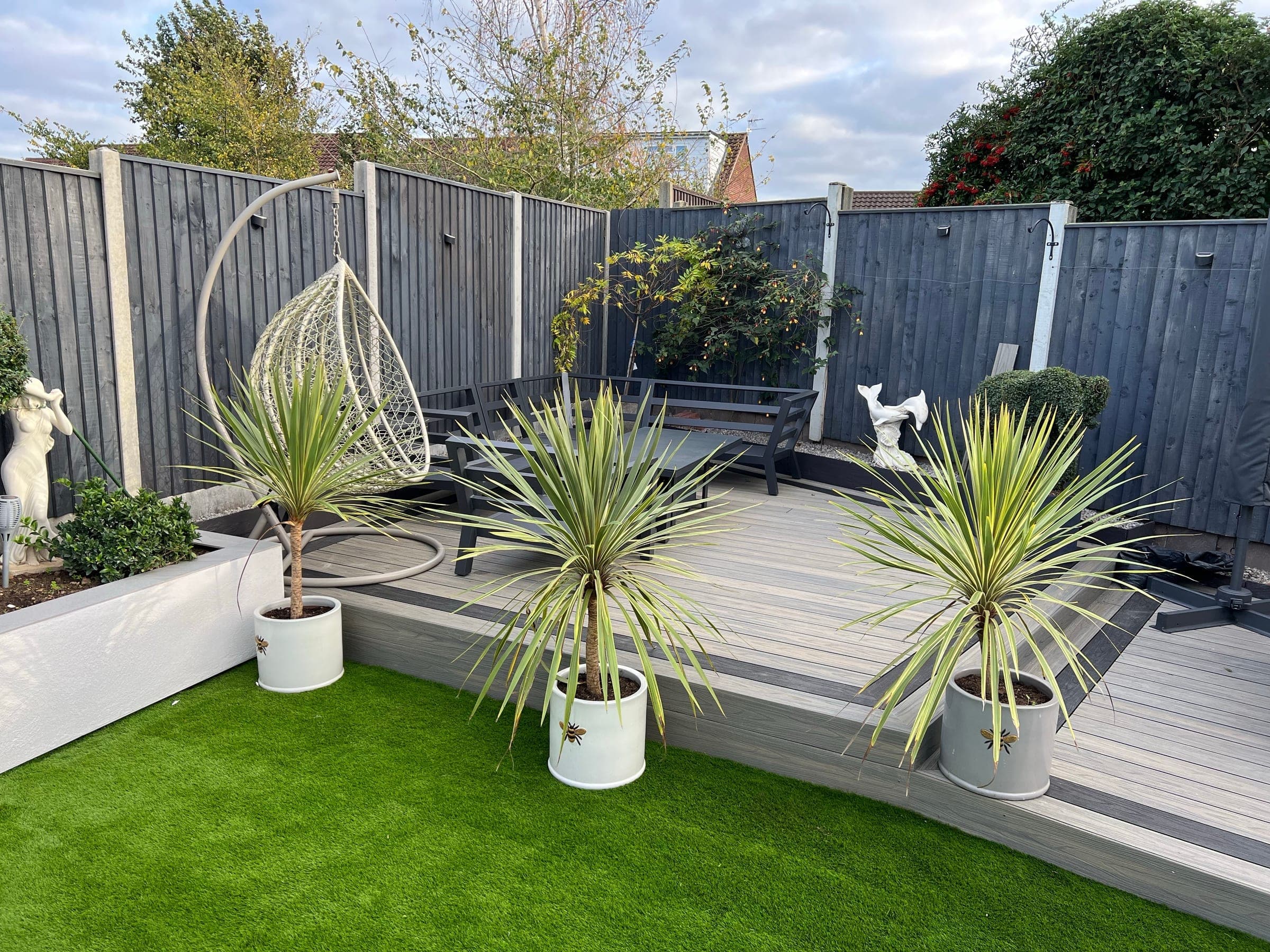 Pavestone Dolomite porcelain patio Thurlton