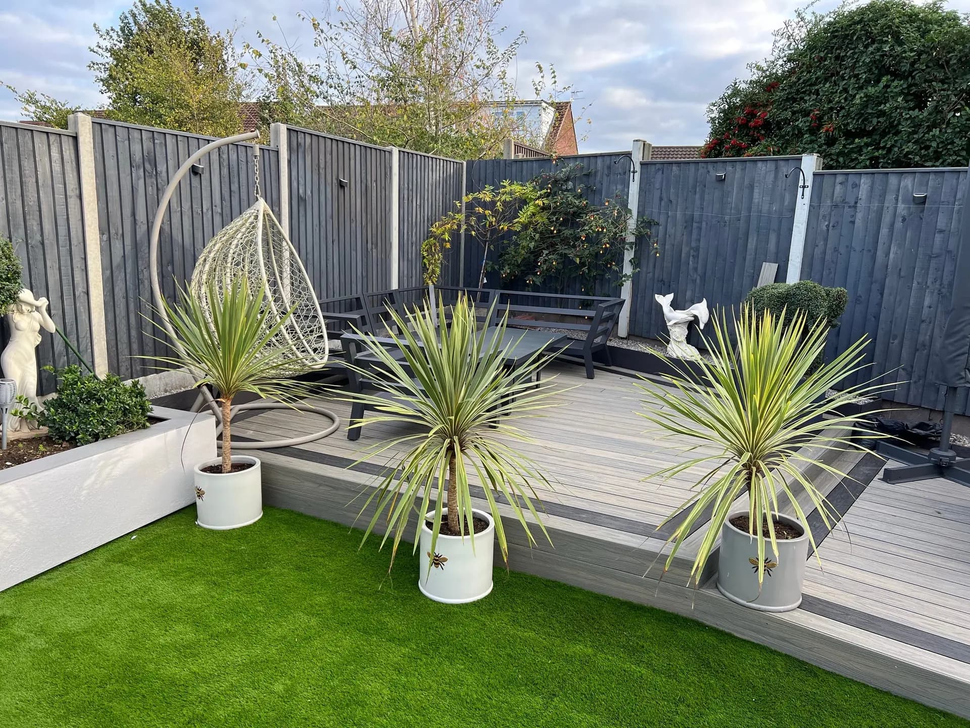 Pavestone Dolomite porcelain patio Thurlton